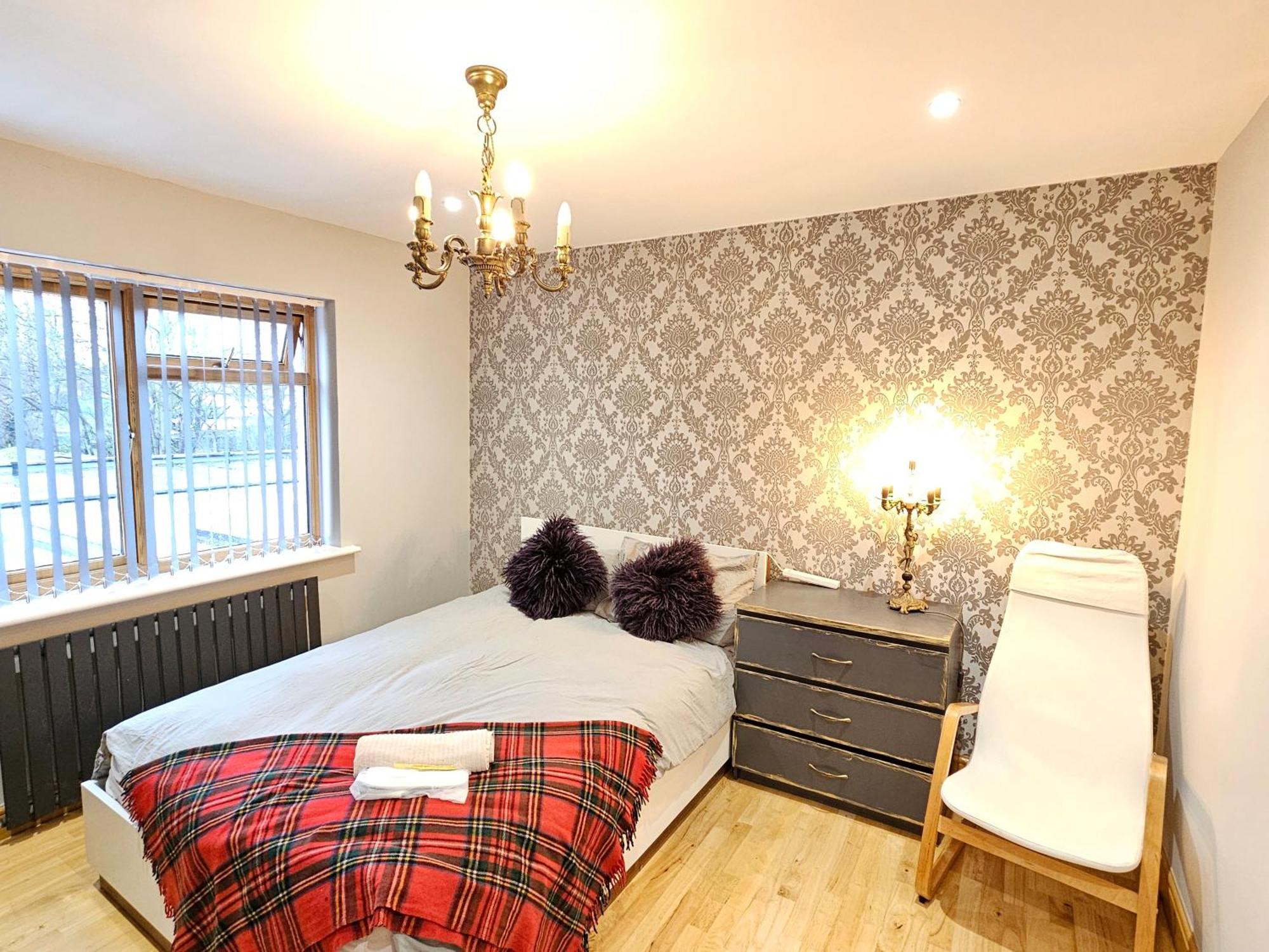 Beautiful Guest Rooms, Free Parking, 30Min Heathrow, 40Min Wembley, 60Min Central London 그린포드 외부 사진