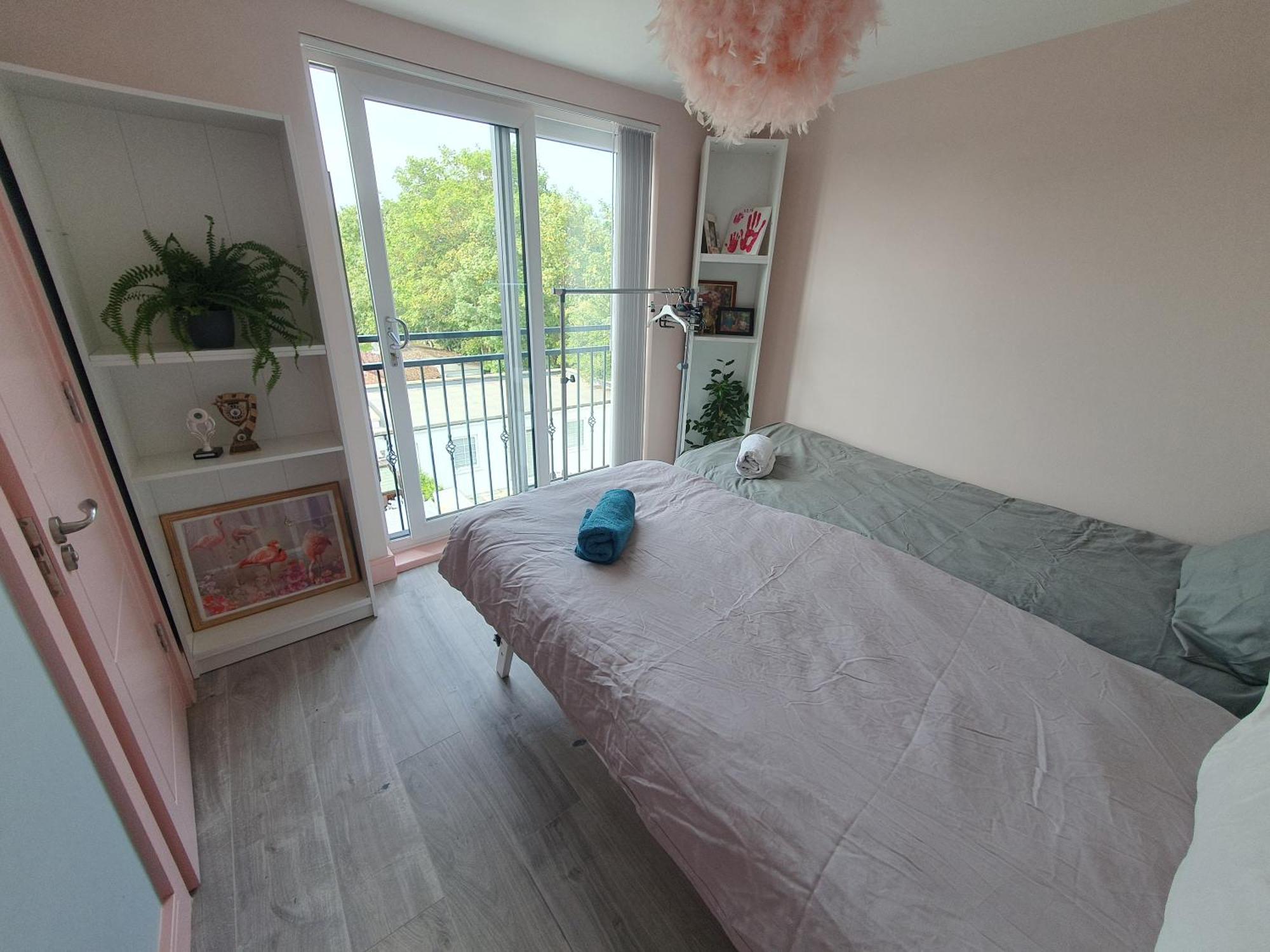 Beautiful Guest Rooms, Free Parking, 30Min Heathrow, 40Min Wembley, 60Min Central London 그린포드 외부 사진