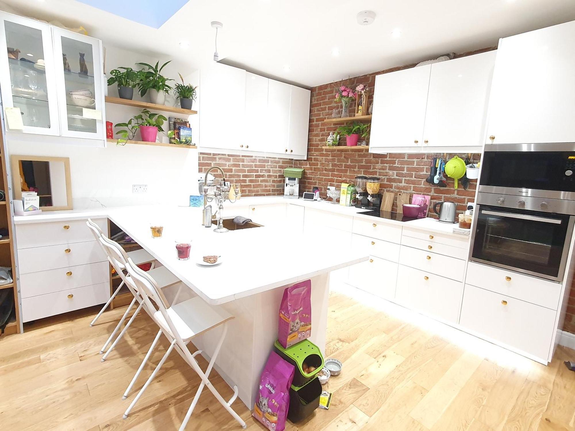 Beautiful Guest Rooms, Free Parking, 30Min Heathrow, 40Min Wembley, 60Min Central London 그린포드 객실 사진